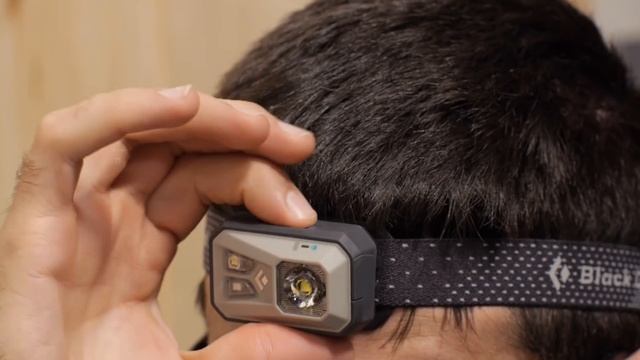 Black Diamond ReVolt Headlamp смотреть онлайн