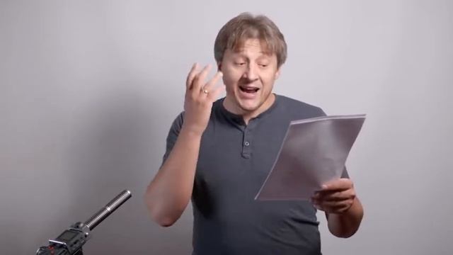 "Пердеть, кряхтеть от напряженья" - Гамлет в переводе Диденко смотреть онлайн