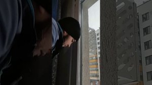 Как снять створку окна, когда фурнитура Si ?