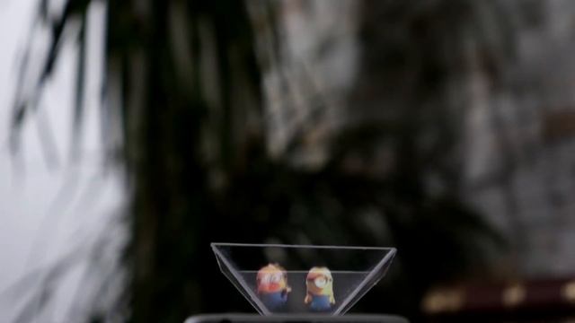 Make your own 3D hologram projector using CD case & smartphone смотреть онлайн