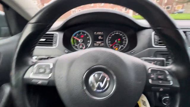 Volkswagen Jetta 1.4 TSI Hybrid смотреть онлайн