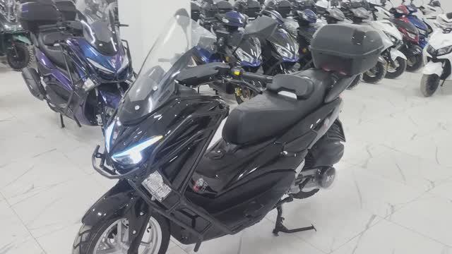 Скутер N-MAX X7 50/150