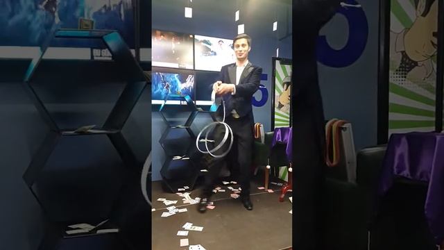 Фокус - -летающий столик- фокусник Баку смотреть онлайн