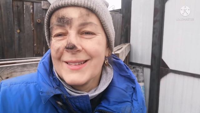 Работаю творчески. Работаю физически. Чумазая как золушка! смотреть онлайн