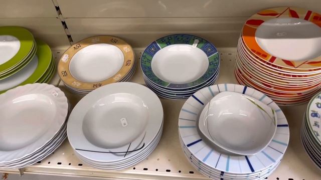 Любимый магазин и немного весны смотреть онлайн