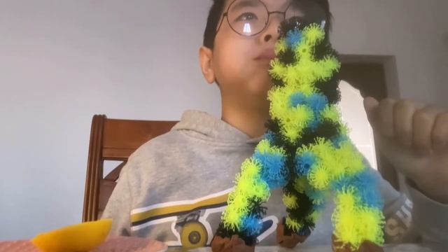 Пробую ASMR дома! Лимон просто кислейший! смотреть онлайн