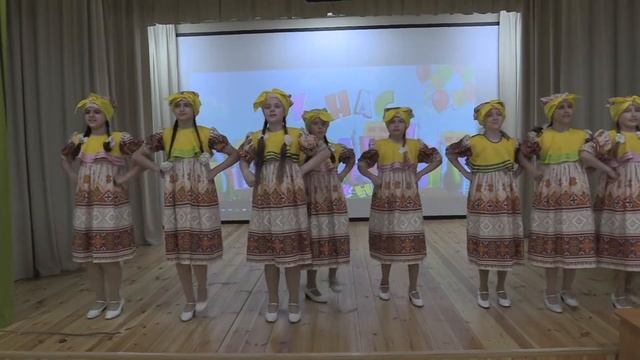 Детский танцевальный коллектив "Родничок", т. "Барыня", г.Малоярославец смотреть онлайн