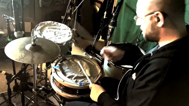 95bpm FUNK HIP HOP DRUM BREAK GATED VERB FUN смотреть онлайн
