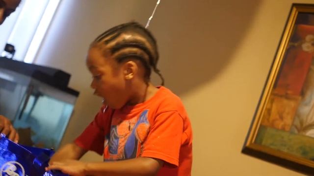 Mannie's Birthday pt2 Spider-man costume avengers book bag ryans toy review toothbrush смотреть онлайн