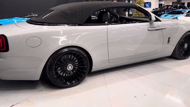 2017 Rolls Royce Dawn смотреть онлайн