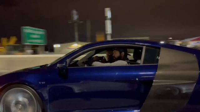 Whipple 10 Speed Mustang VS $100k Audi R8 V10! смотреть онлайн