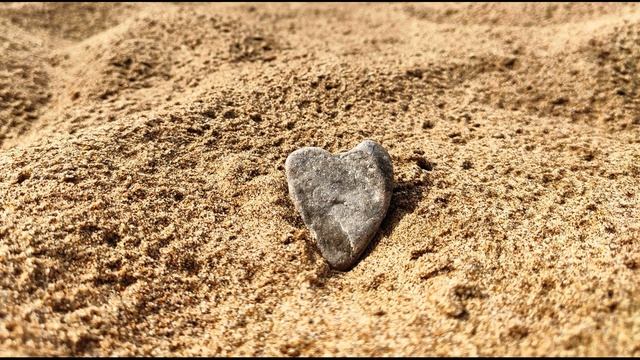 А  Вознесенский  Мы снова встретились с тобой #стихиолюбви #поэты20века