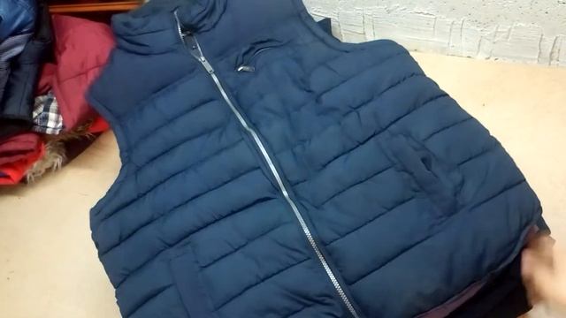 Мешок № 1886. Жилетки Англия. Арт 1066 вес 15кг смотреть онлайн