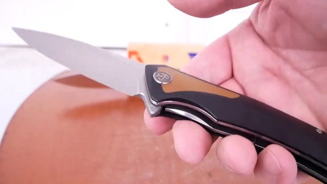 Petrified fish PF838, D2, G10, подшипник, Flipper, EDC смотреть онлайн