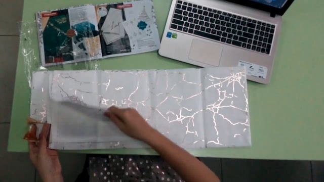 Новинка Скатерть "Белое золотое" 29205 Орифлейм смотреть онлайн