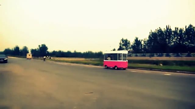 Прицеп Автобус для торговли уличной едой. смотреть онлайн