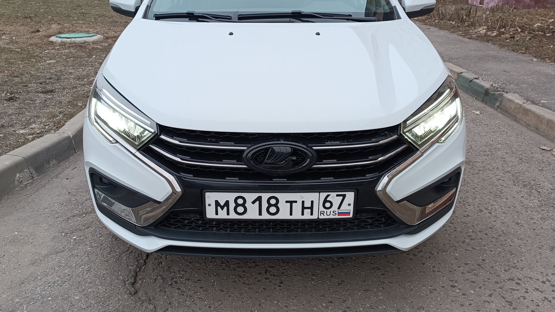 LADA Vesta,,,фары NG светят лучше или ?!?!? смотреть онлайн