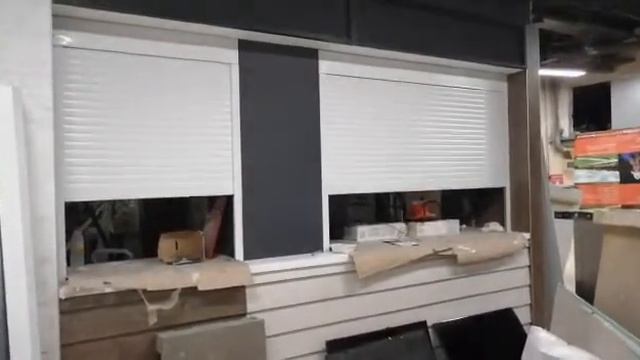 Установка рольставней в ресторанах KFC смотреть онлайн