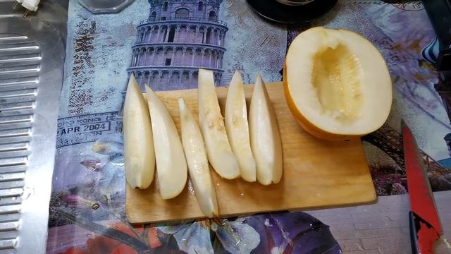 Дыня. Как правильно и вкусно приготовить дыню к употреблению. смотреть онлайн