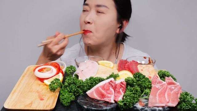 참치회 배꼽살 적신 황새치 뱃살 리얼사운드 먹방 ASMR RAW TUNA MUKBANG EATING SOUNDS NO TALKING | NAJIN смотреть онлайн