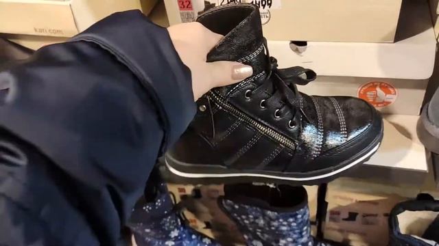 МАГАЗИН "КАРИ". ОТЛИЧНЫЕ ЗИМНИЕ НОВИНКИ. БОЛЬШИЕ СКИДКИ ДЕКАБРЬ 2019. смотреть онлайн