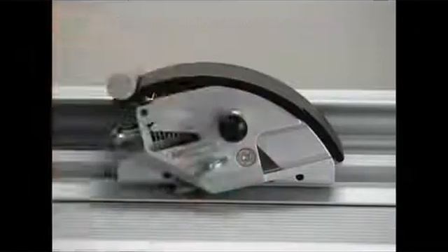 Широкоформатный профессиональный резак KeenCut Sabre смотреть онлайн