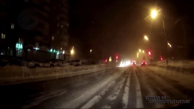 Даже в "Адскую" погоду скрыться от ДПС не удастся смотреть онлайн