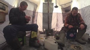 Зимняя рыбалка на окуня. Первый лед.