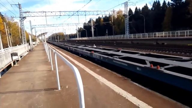 ВЛ-10 с порожним грузовым поездом по пл. Малино. смотреть онлайн