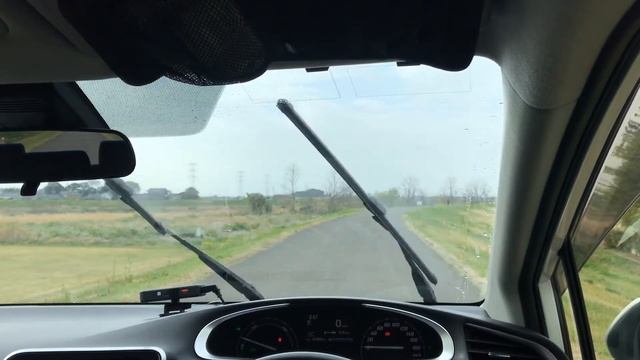 Toyota Sienta(XP170G, 2015) wipers, driver's view смотреть онлайн