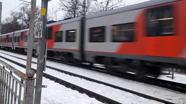 поезд смотреть онлайн