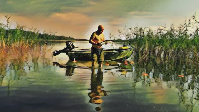 Рыбалка на кружки.Я не беру подсачником,всегда даю шанс, у нас честная борьба- только я и щука.