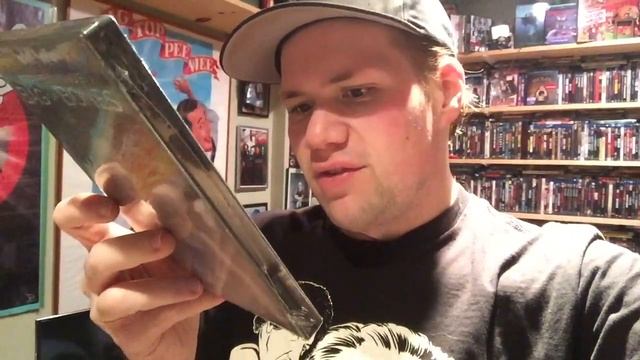 Mystery Horror Blu-rays and Dvds Unboxing - Horror Pack смотреть онлайн