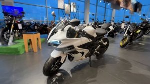 QJ MOTOR SRK 800 RR белый