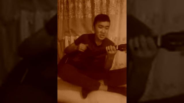 Жиеналиев Азамат Унатып ем (гитара) смотреть онлайн