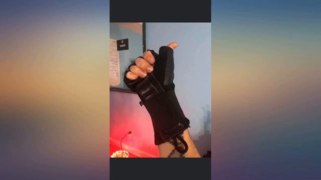 Triple Eight Hired Hands Skateboarding Wrist Guard Gloves review смотреть онлайн