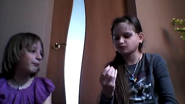 Пакет со сладостями!!!!!!!!'С СЕСТРОЙ пробуем сладости... смотреть онлайн