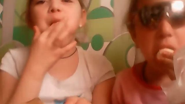 Пухлый кролик не можем гаварить всё вываливается смотреть онлайн