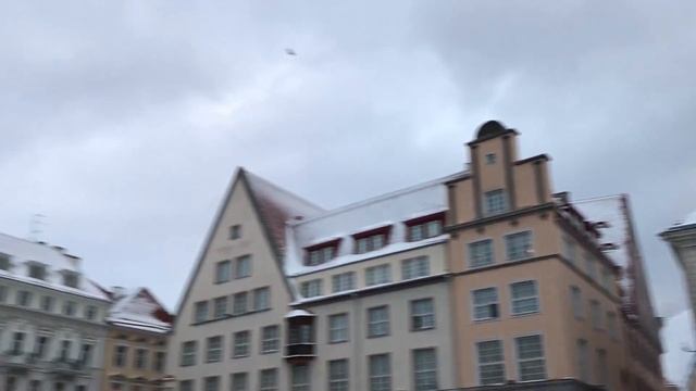 Медленная Эстония и быстрые мы смотреть онлайн
