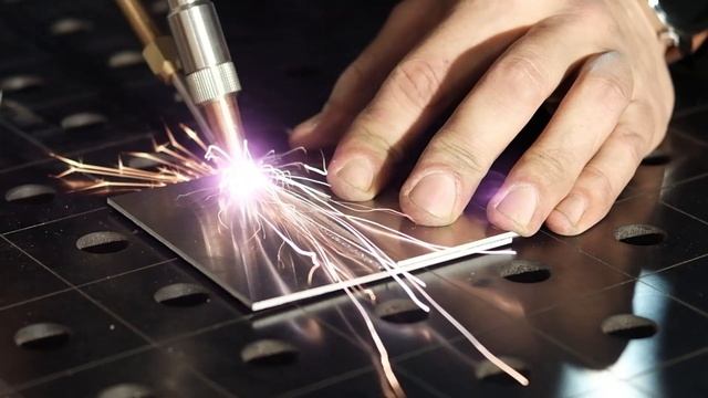 Новая серия профессиональных ручных сварочных аппаратов Trulase смотреть онлайн