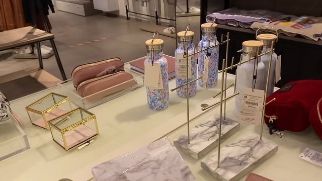 BACK TO SCHOOL 2020 шоппинг влог | покупаю одежду и канцелярию в школу | бэк ту скул 2020 смотреть онлайн