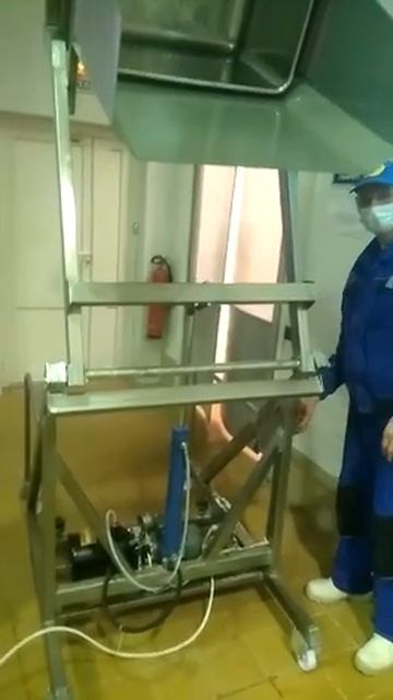 Гидравлический подъёмник, загрузчик, кантователь, опрокидыватель смотреть онлайн