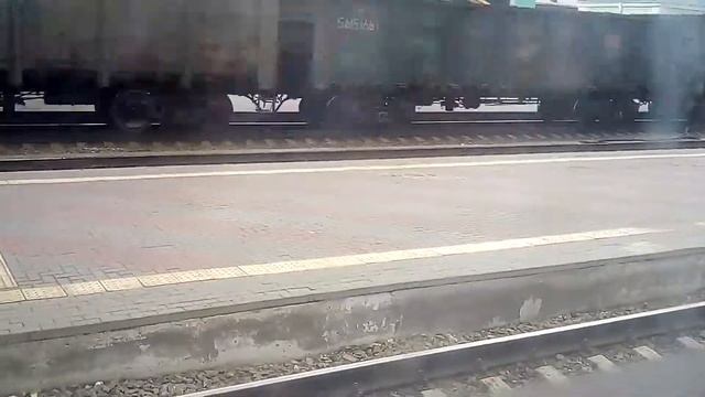 24.09.2019. Прибытие поезда №135 и Товарняк на ст. Омск. смотреть онлайн