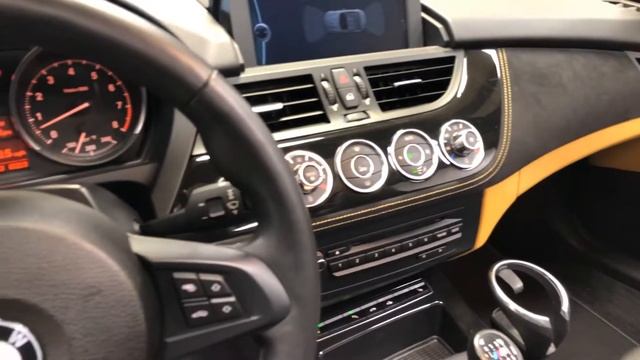 2012 BMW Z4 sDrive35i 6 Speed смотреть онлайн
