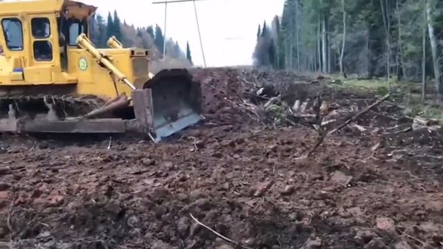 Бульдозер Komatsu D85A-21 Пермский край. смотреть онлайн