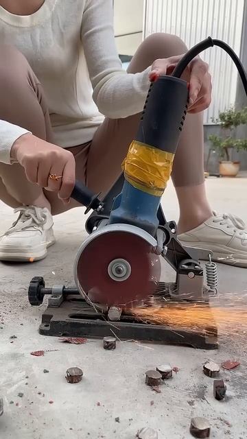 Резка отколотым кругом от балгарки арматуры смотреть онлайн