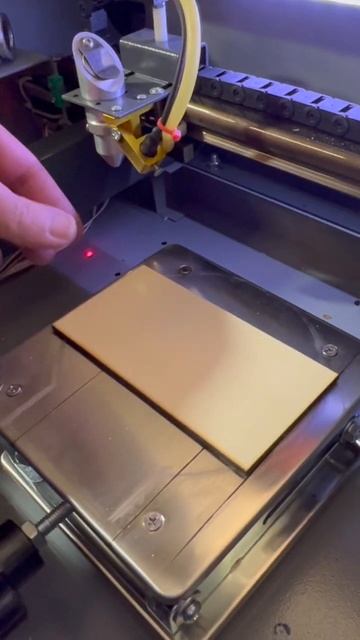 Dollar Store Sign Customization Using Monport 40W CO2 Laser Engraver #Shorts смотреть онлайн