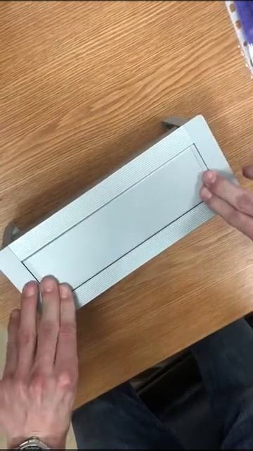 Встраиваемая розетка EVOline смотреть онлайн