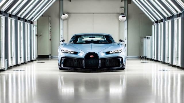 Bugatti Chiron Profilée смотреть онлайн