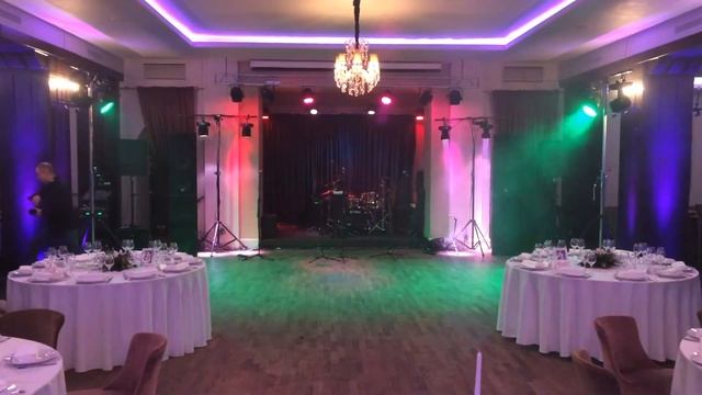 8 вращающихся голов, 12 led par, генератор тумана. prokat-audio.ru смотреть онлайн